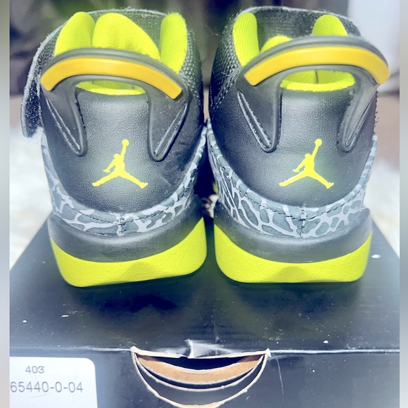 Jordan 6 Rings - Picture 2 of 6